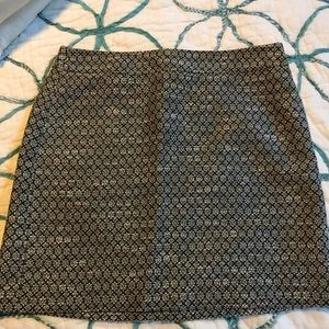 Black and white pencil skirt